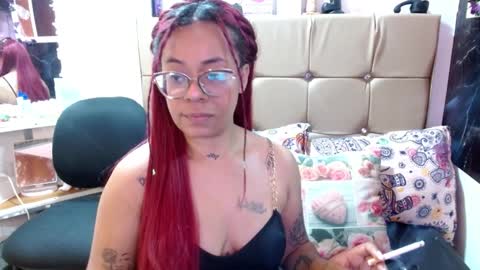 Snapshot of miia_spencer_ chatting on 01-04-25, 05:16 miia online show from 01-04-25, 05:16