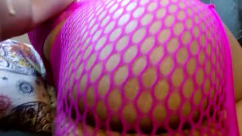 Snapshot of miia_spencer_ chatting on 02-13-25, 12:24 miia online show from 02-13-25, 12:24