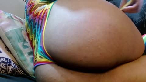 Snapshot of miia_spencer_ chatting on 02-26-25, 07:31 miia online show from 02-26-25, 07:31