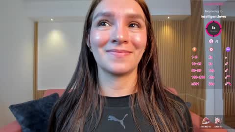 Miia 3 online show from 12-17-24, 03:06