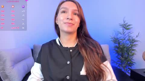 Miia 3 online show from 02-15-25, 12:33