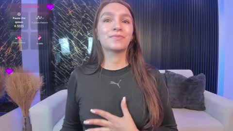 Miia 3 online show from 02-21-25, 12:06