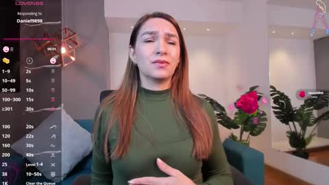 Miia 3 online show from 11-21-25, 12:04