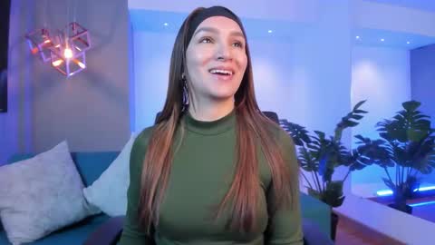 Miia 3 online show from 02-04-26, 12:11