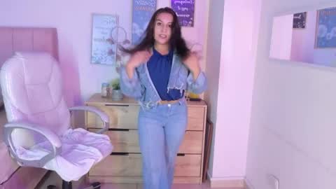 Snapshot of miia_thompson_1 chatting on 06-03-26, 09:53 M I I A online show from 06-03-26, 09:53