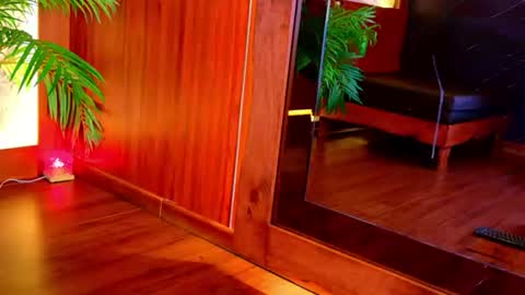 Snapshot of miiaa_cooper chatting on 06-30-26, 05:03 CALL ME MIA online show from 06-30-26, 05:03