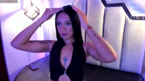 Snapshot of miiaboss chatting on 02-20-26, 11:43 miiaboss online show from 02-20-26, 11:43