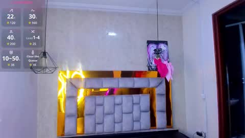 Snapshot of miiaboss chatting on 02-26-26, 11:31 miiaboss online show from 02-26-26, 11:31