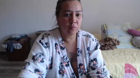 Snapshot of miilu74 chatting on 01-18-25, 05:37 Miilu74 online show from 01-18-25, 05:37