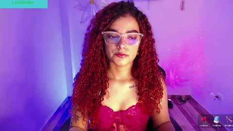 Snapshot of miilu_dancer_ chatting on 12-13-24, 02:16 Lucii online show from 12-13-24, 02:16