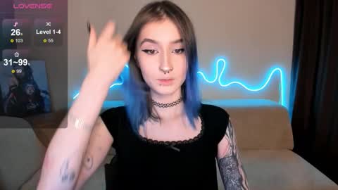 Mika online show from 10-13-25, 12:27