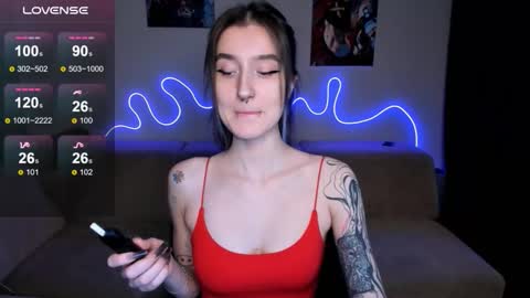 Mika online show from 03-17-26, 11:24