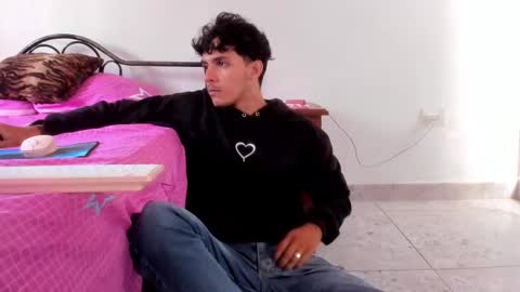 Snapshot of mikael_stor chatting on 10-09-25, 01:09 mikael_stor online show from 10-09-25, 01:09