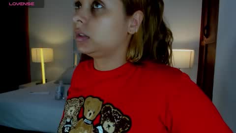 Mikaela blondie bigass online show from 01-14-26, 12:22