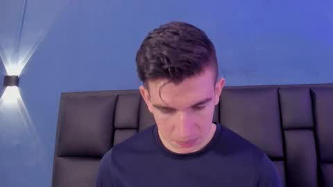 mikael online show from 11-21-25, 04:44