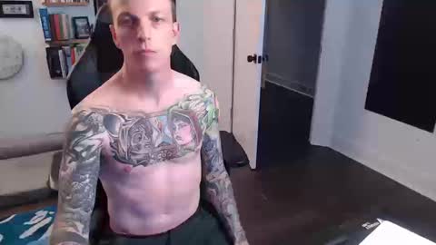 MikahisHung online show from 10-15-25, 10:32