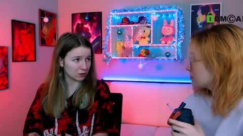 Snapshot of mikami_grey chatting on 01-15-26, 10:09 Mika online show from 01-15-26, 10:09