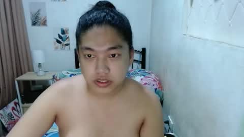 Snapshot of mikasami17 chatting on 10-19-25, 04:02 mikasami17 online show from 10-19-25, 04:02