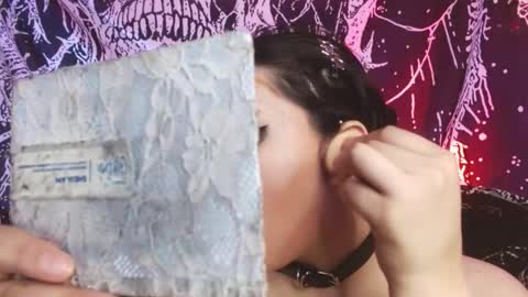 Snapshot of mikaskullcs chatting on 11-14-25, 09:24 Mika online show from 11-14-25, 09:24