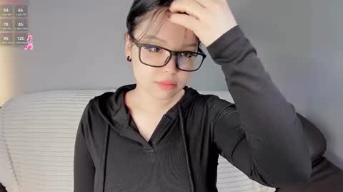 mikasssu online show from 11-23-25, 08:58