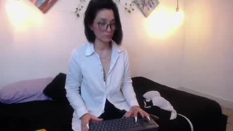 Snapshot of mikaza_akerman chatting on 04-30-26, 08:57 mikaza online show from 04-30-26, 08:57