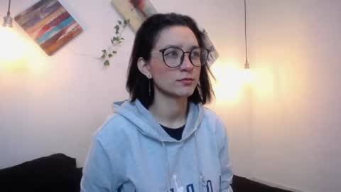Snapshot of mikaza_akerman chatting on 05-14-26, 12:45 mikaza online show from 05-14-26, 12:45
