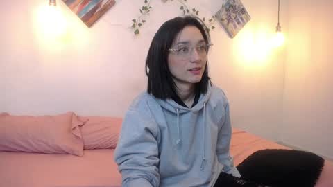 Snapshot of mikaza_akerman chatting on 06-04-26, 01:50 mikaza online show from 06-04-26, 01:50