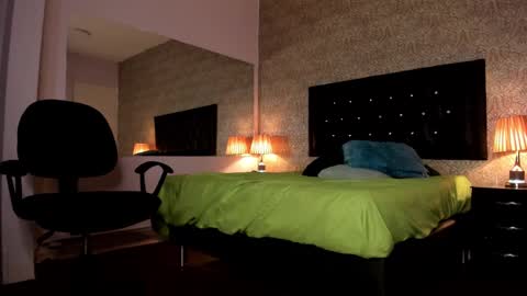 Mike2 wills online show from 12-19-24, 07:07