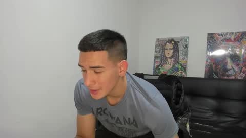 Snapshot of mike3xxx chatting on 09-14-25, 11:26 mike3xxx online show from 09-14-25, 11:26