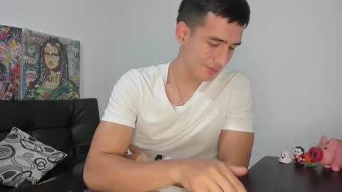 Snapshot of mike3xxx chatting on 11-27-25, 02:35 mike3xxx online show from 11-27-25, 02:35