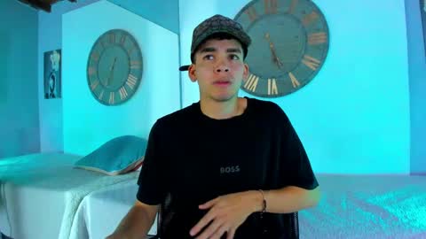 Mike 0233 online show from 01-19-25, 04:33