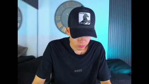 Mike 0233 online show from 01-29-25, 04:05