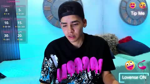 Mike 0233 online show from 03-01-25, 04:04