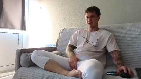Snapshot of mike___magic chatting on 06-24-26, 03:49 Mike Magic online show from 06-24-26, 03:49