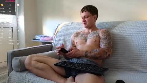 Snapshot of mike___magic chatting on 07-18-26, 03:44 Mike Magic online show from 07-18-26, 03:44