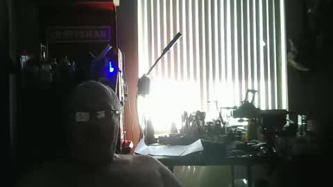 Snapshot of mike_allen4 chatting on 04-11-26, 05:50 mike_allen4 online show from 04-11-26, 05:50