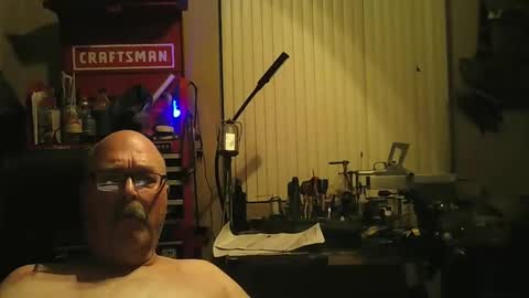 Snapshot of mike_allen4 chatting on 04-25-26, 05:21 mike_allen4 online show from 04-25-26, 05:21