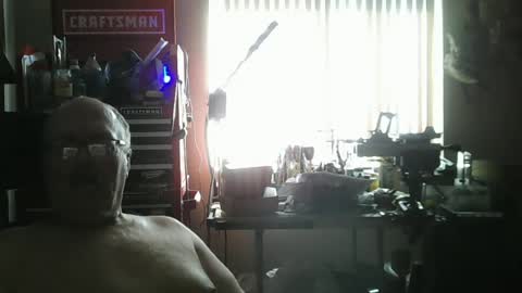 Snapshot of mike_allen4 chatting on 06-11-26, 04:27 mike_allen4 online show from 06-11-26, 04:27