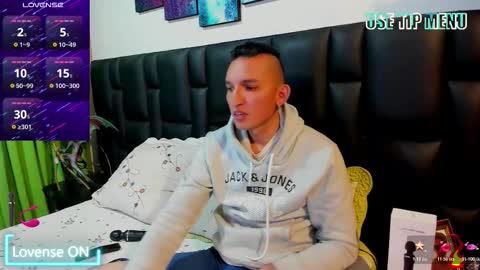 Snapshot of mike_bennet chatting on 03-30-26, 12:33 Mike Bennet Make me Cum Please online show from 03-30-26, 12:33