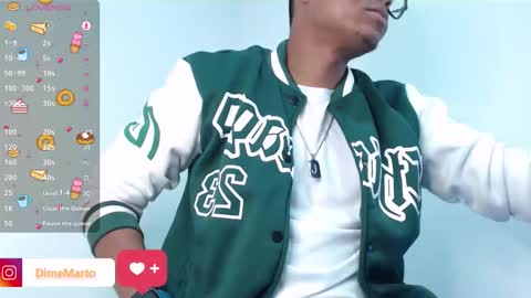 Snapshot of mike_black_22 chatting on 09-12-25, 10:48 Mike online show from 09-12-25, 10:48