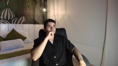 Snapshot of mike_montoya chatting on 10-24-25, 02:08 Mike Montoya online show from 10-24-25, 02:08