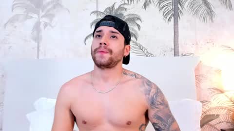 Snapshot of mike_montoya chatting on 12-20-25, 09:27 Mike Montoya online show from 12-20-25, 09:27