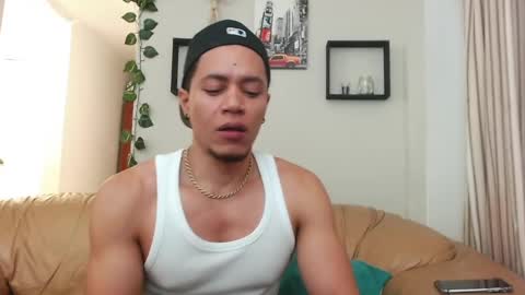 Enrique Rolly online show from 09-12-25, 03:06