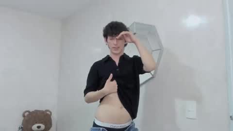 Snapshot of mikebelf4 chatting on 02-08-26, 02:48 Mikebelf4 online show from 02-08-26, 02:48