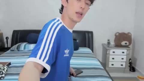 Snapshot of mikebelf4 chatting on 02-12-26, 08:59 Mikebelf4 online show from 02-12-26, 08:59