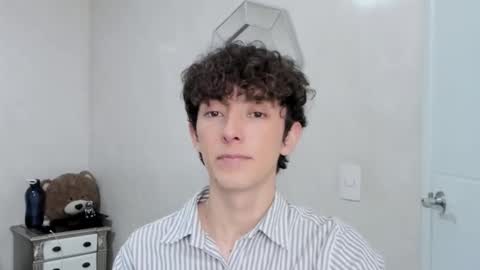 Snapshot of mikebelf4 chatting on 02-20-26, 02:08 Mikebelf4 online show from 02-20-26, 02:08