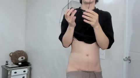 Snapshot of mikebelf4 chatting on 02-22-26, 02:24 Mikebelf4 online show from 02-22-26, 02:24