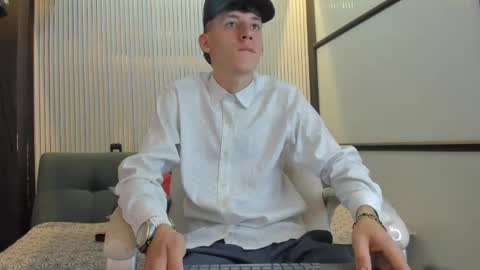 Mike Beneflexk online show from 05-08-26, 12:43