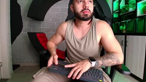 Mike Blare online show from 01-10-25, 07:11