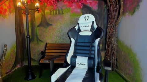 Mike Blare online show from 01-25-25, 07:18